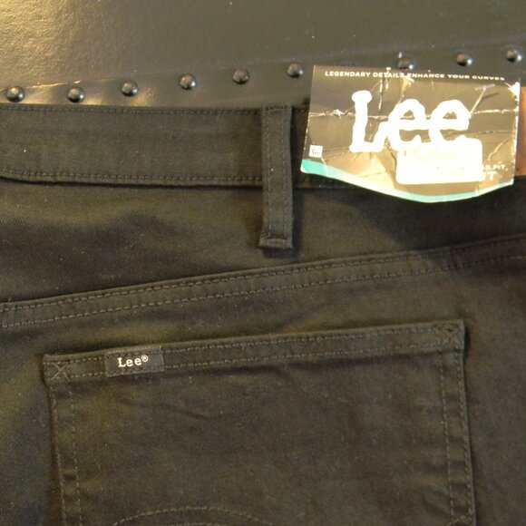 Lee Black Jeans Boot Cut Mid Rise Plus Size 24 Bootcut Stretch NWT - Picture 3 of 6